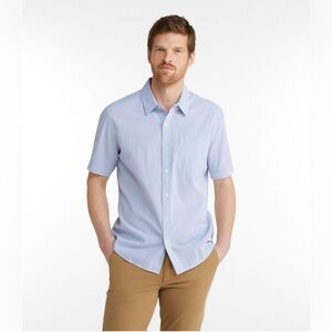 L.L. Bean Traditional Fit Seersucker Short Sleeve Button Down Shirt‎ Size Medium